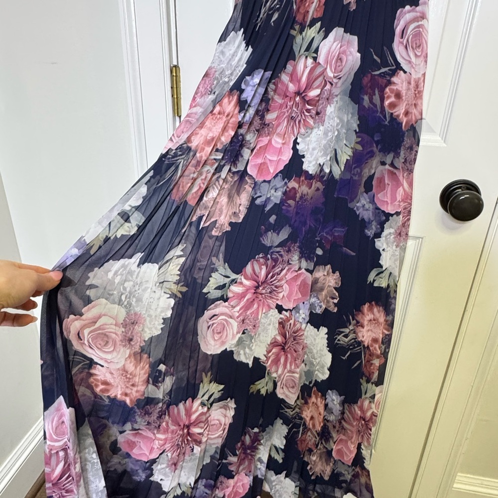 Xscape Black and Pink Pleated Gown with V-neck for Wedding Guest - Picture 8 of 9
